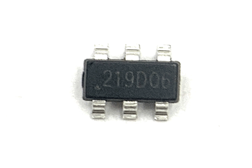 HT7712 4.5V~18V輸入，2.5A同步降壓變換器